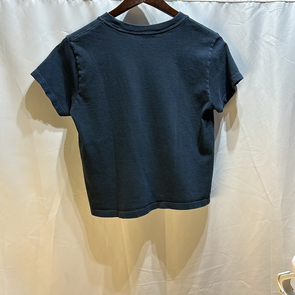 Tshirt - Picture 2 of 2